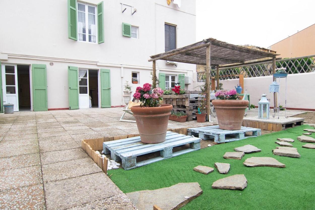 200Metri Dal Mare Raffinato Chalet Con Giardino Apartment Марина ди Пиза Екстериор снимка